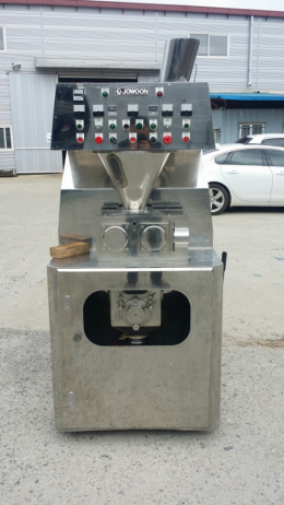 Roller Compactor